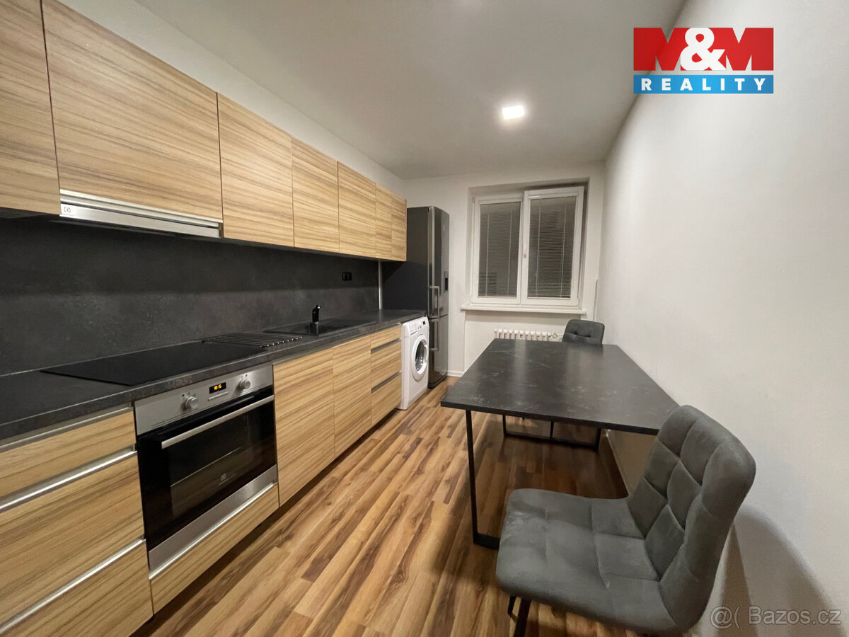 Pronájem bytu 1+1, 38 m², Ostrava, ul. Čs. exilu - 10