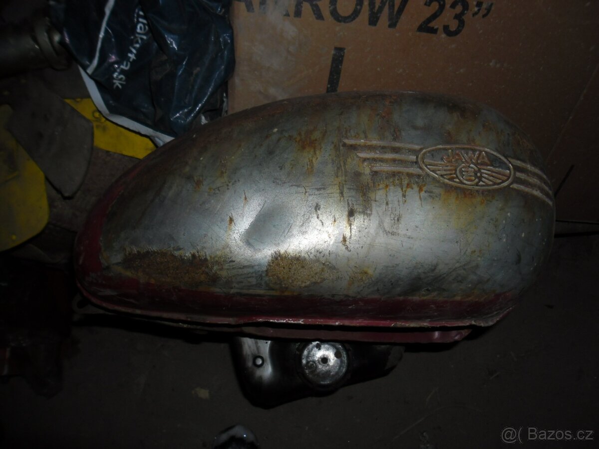 Predám nádrž JAWA - 10