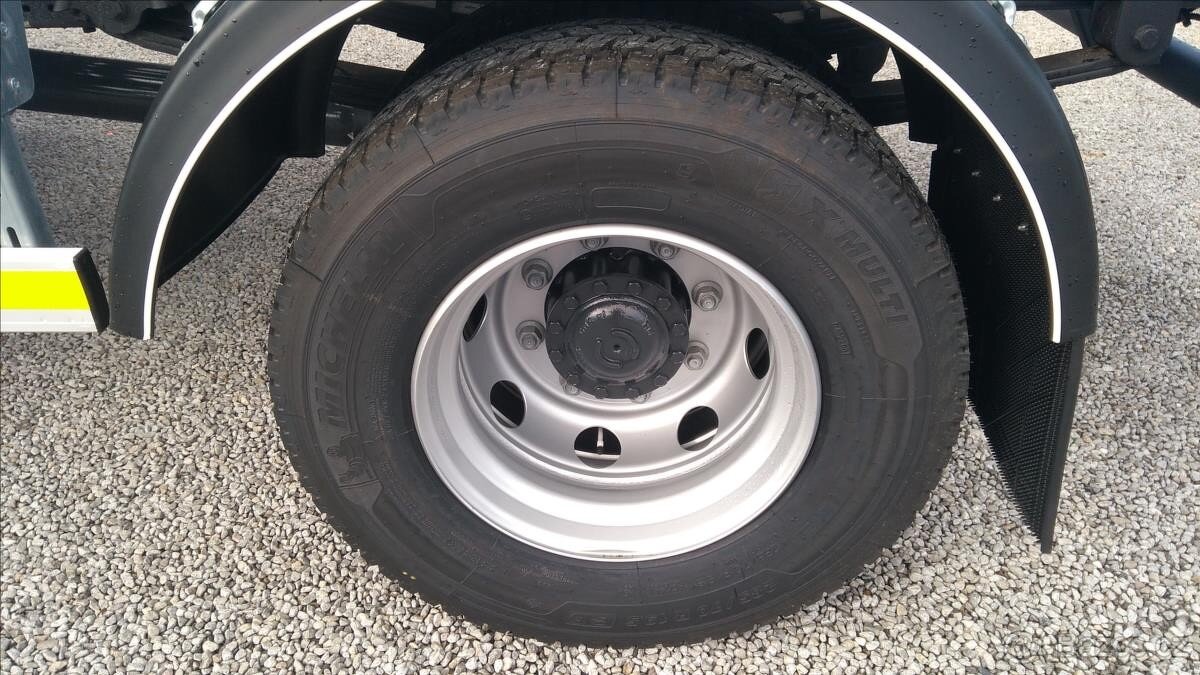 Iveco Eurocargo 6,7 MLC 120E22 6,7l (2024) - 10