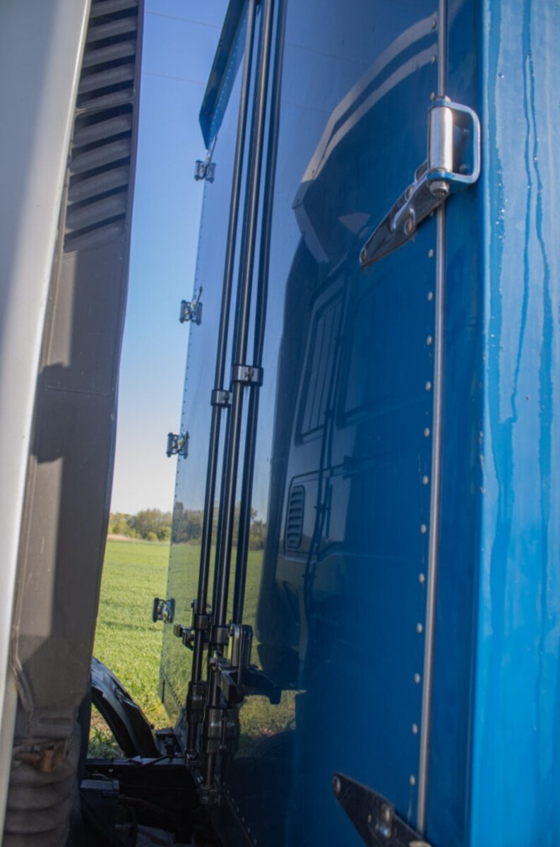 Iveco EUROCARGO - 10