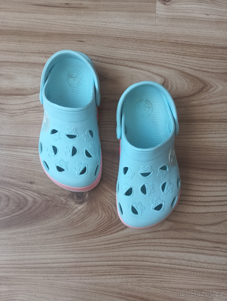 Chlapecké sandály a zimní boty , dívčí a chlapecké croksy - 10