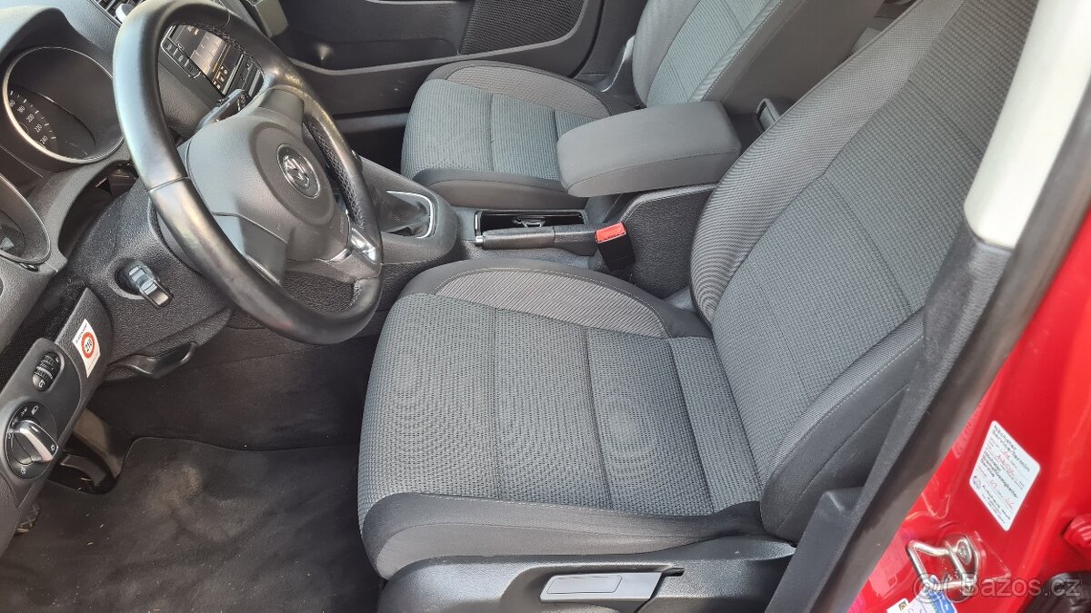 VOLKWAGEN GOLF 6 Comfortline kombi - 2,0TDI 103kW - Manuál. - 10