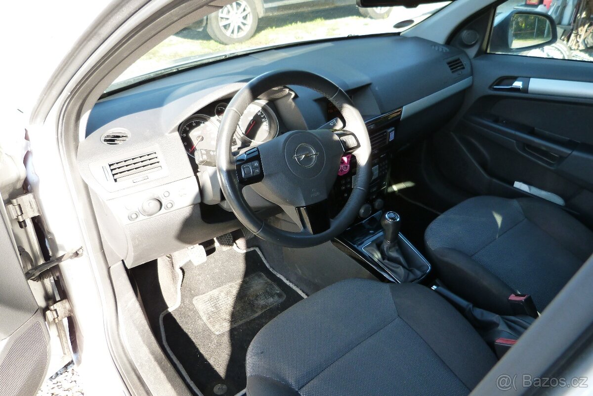Opel Astra 1.6i 16v 85kw - 10