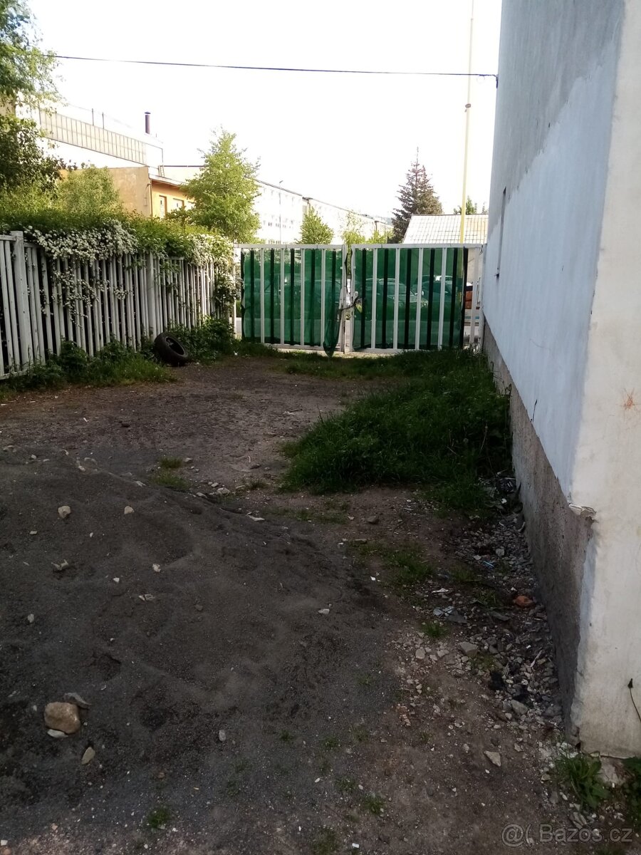 Pronajmu 2x byt 1+1 na Pískách - 10