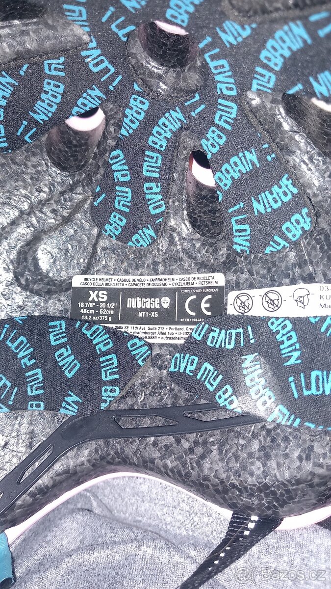 Dětská přilba NUTCASE - 10