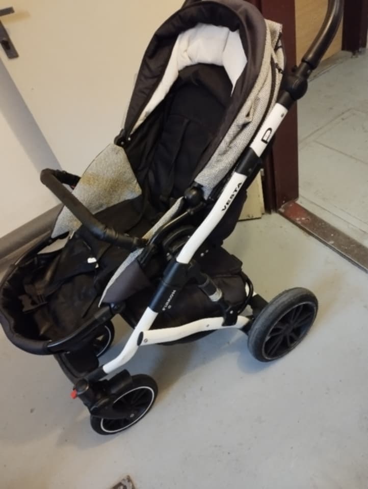 Kočárek Vesta - 10