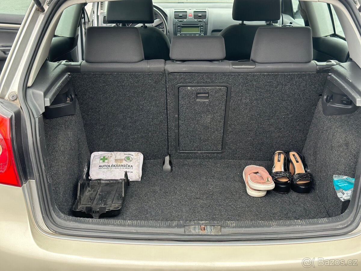 Volkswagen golf 5(V) 2.0tdi 103kw ideal stav - 10