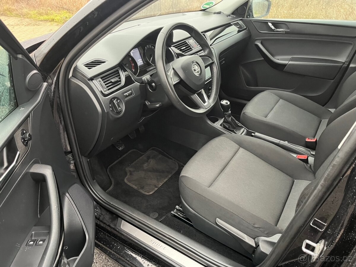 Škoda Rapid Spaceback 1.2 TSI - 10