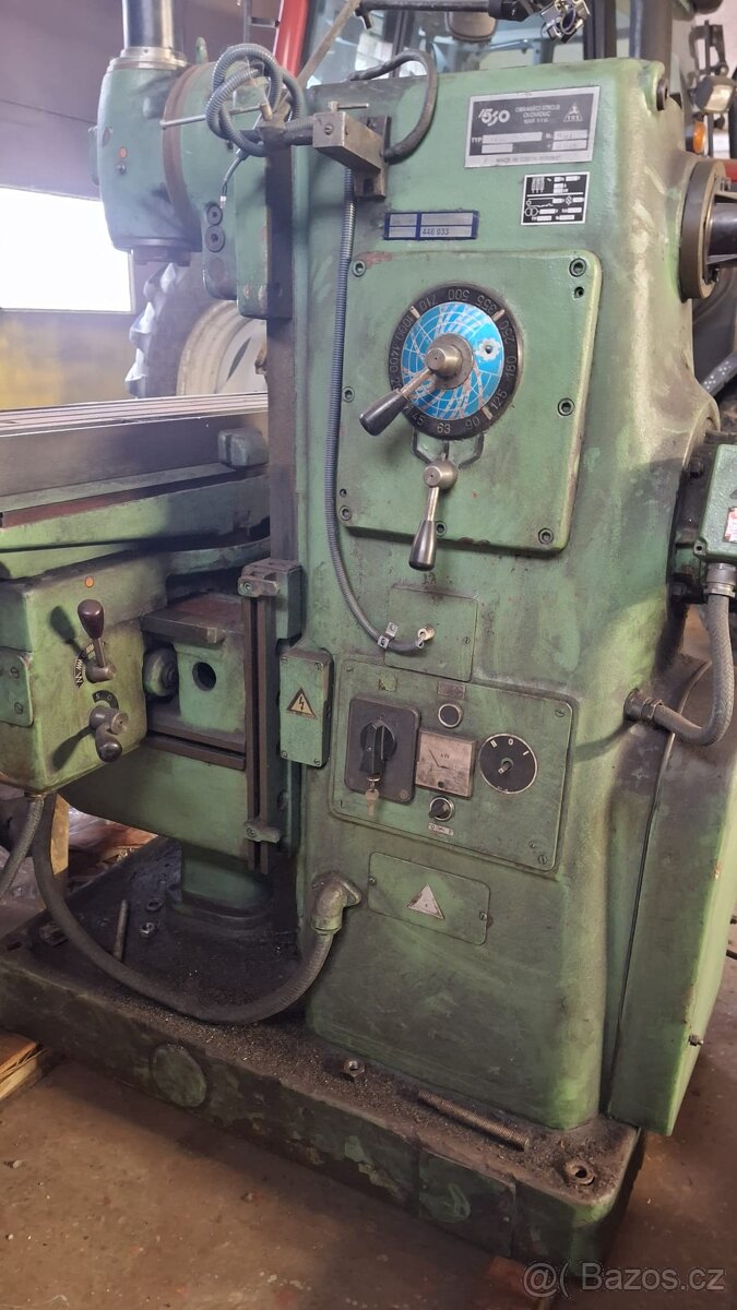 Vrchní fréza TOS - 10