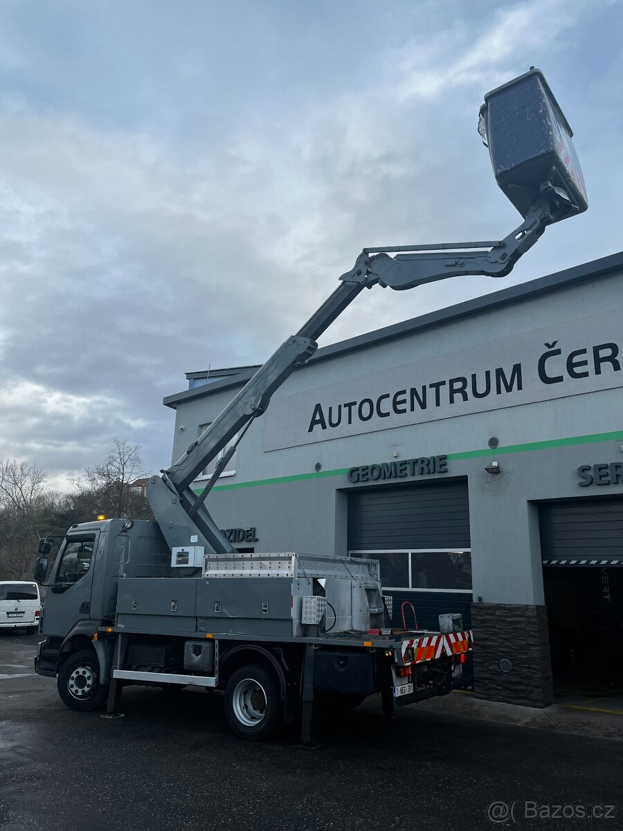 Volvo FL240 plošina - 10