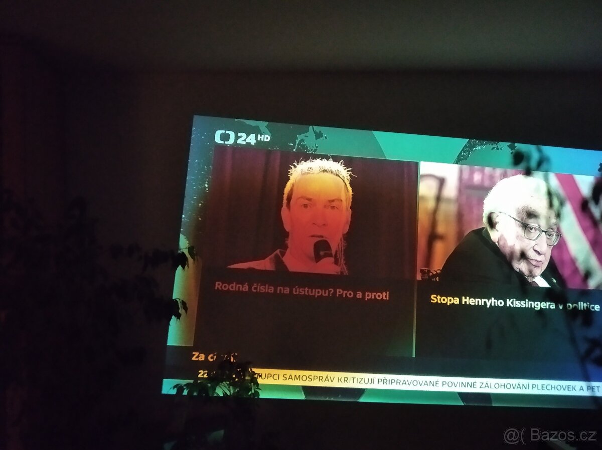 Domácí kino - LCD multimedia projektor Bosnas - 10