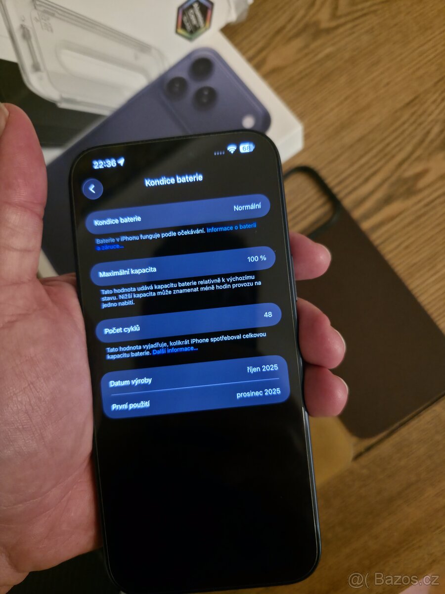 Iphone 17 Pro Max 1TB modrý - 10
