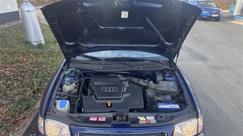 Audi A3 1.6 benzin, nová STK - 10