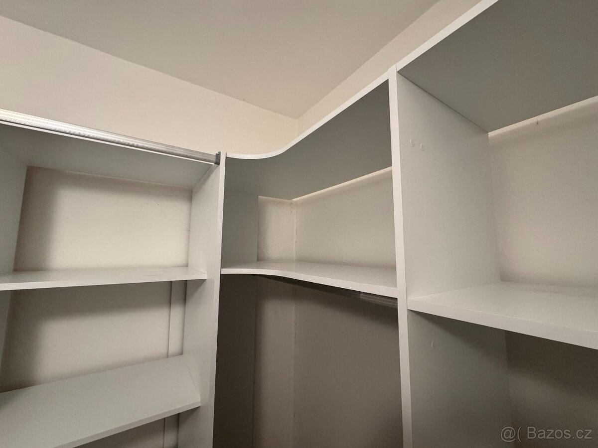 Uložný prostor - 10