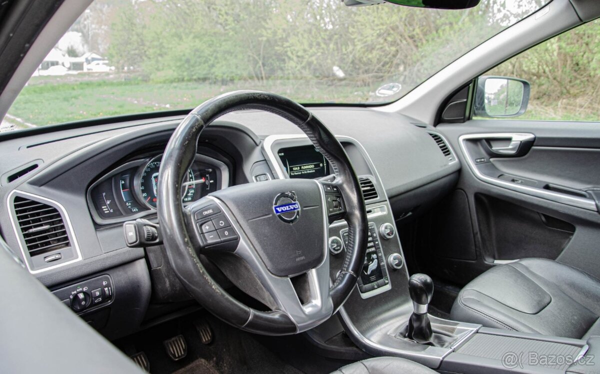 Volvo XC60 D3, 100kW, 6MT - 10