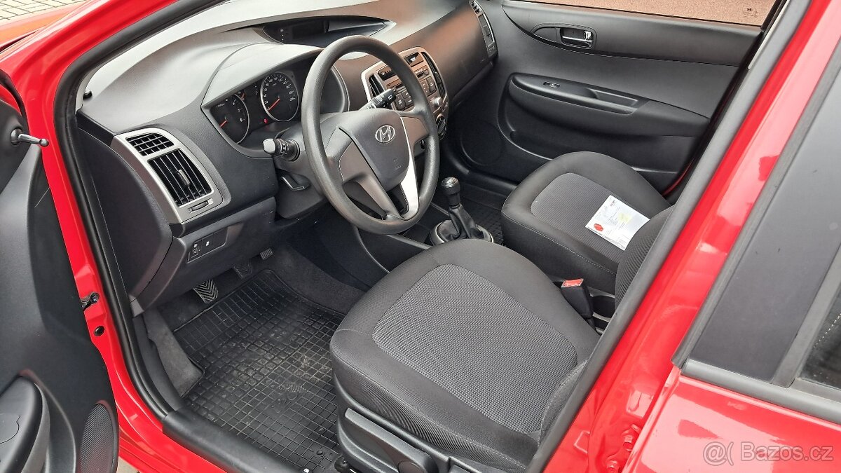 Hyundai i20, 1.2i / 62KW 1.MAJITEL ČR - 10