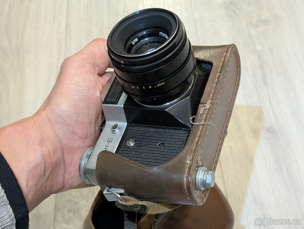 Fotoaparát Zenit-E - 10