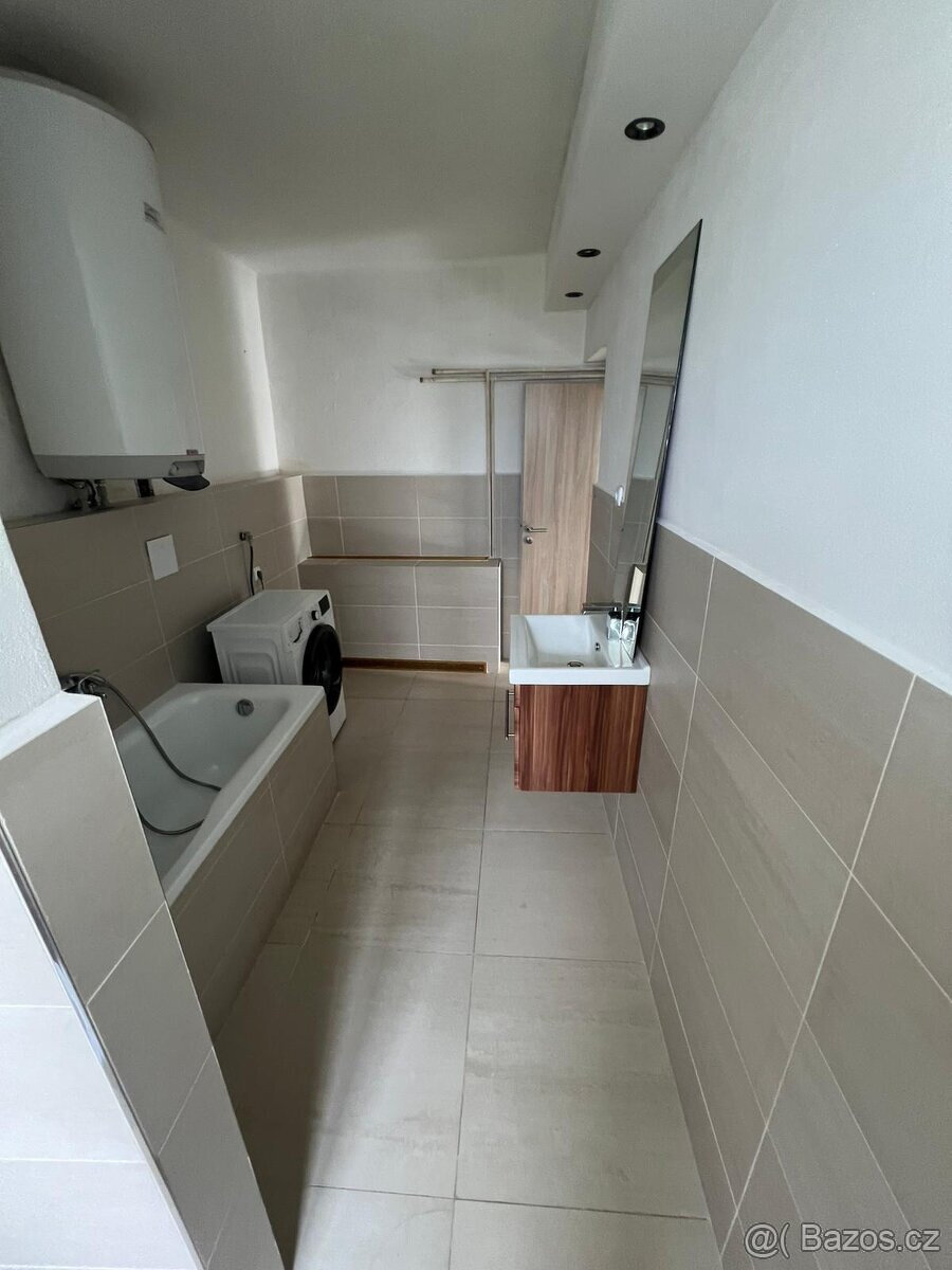 Byt 3+1 65m2, Boštice - 10