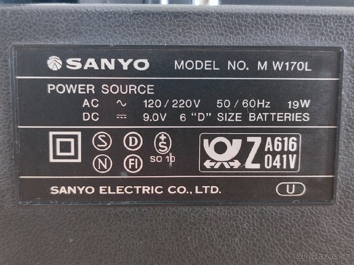 PORTABLE STEREO COMPONENT SYSTEM SANYO M W170L - 10