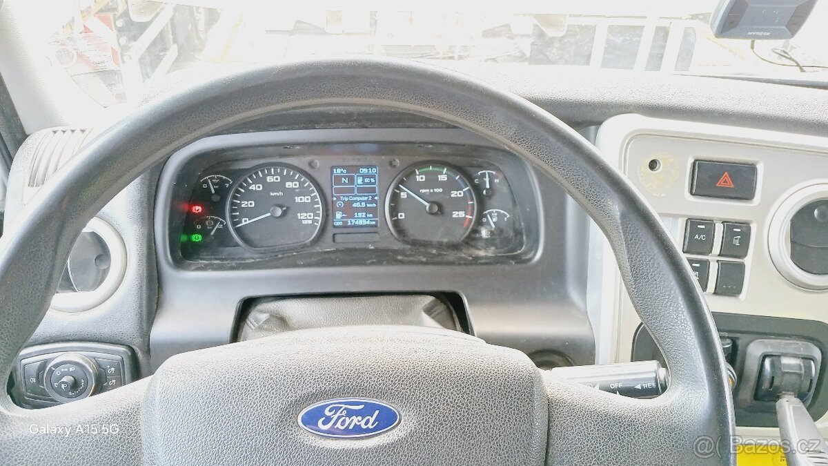 Ford Cargo8x4 4142DM stříbrný - 10