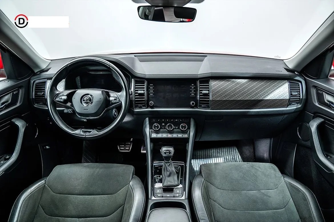 Škoda Kodiaq 2.0 TDI 140kW 4x4 7 míst rok 2022 - 10