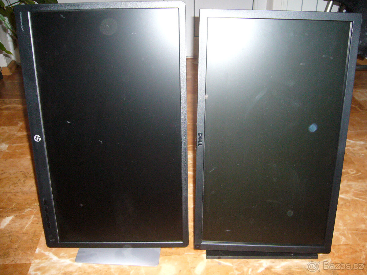 24" HP EliteDisplay E240 - 23" DELL P2311HB - 10