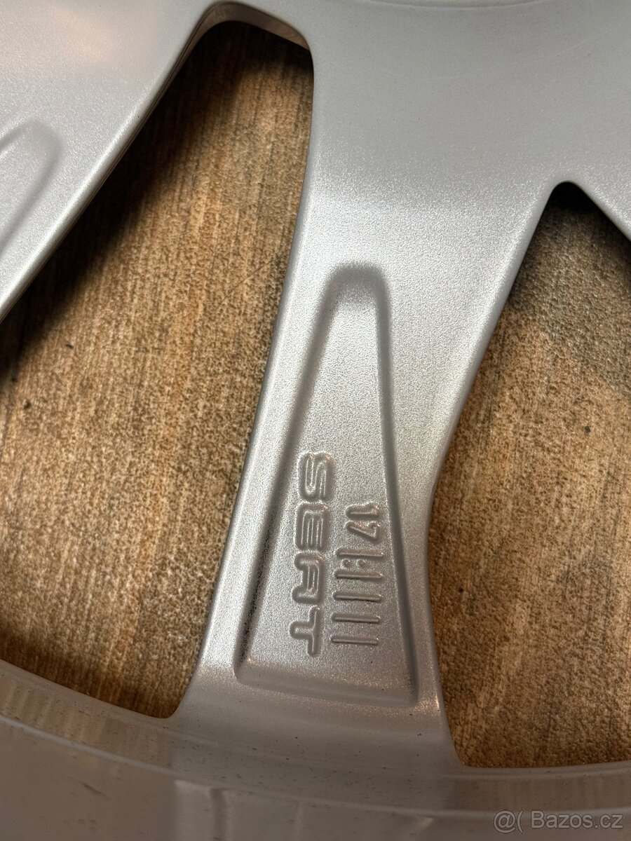 5x112 r18 original Seat - 10