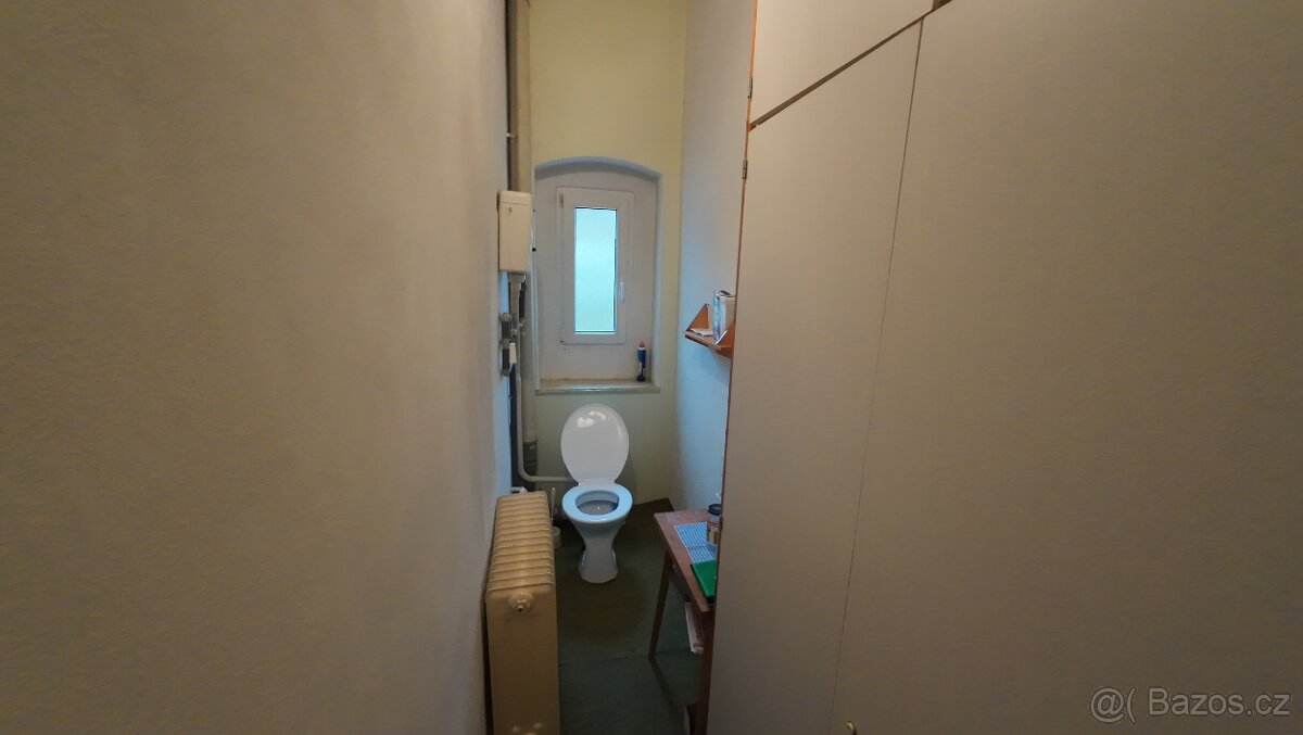 Prodám dvojbyt o rozloze117m2 rozdělěn na 1+1 a 2+1 - 10