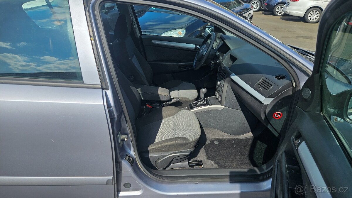 Opel Astra 1,4i 16v - 10
