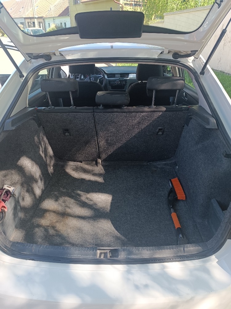 Škoda Rapid 1.4 tdi 66kw r.v. 2016, DPH - 10