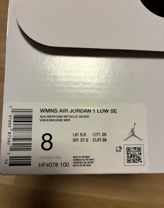Air Jordan 1 Low tenisky, vel. 39 - 10