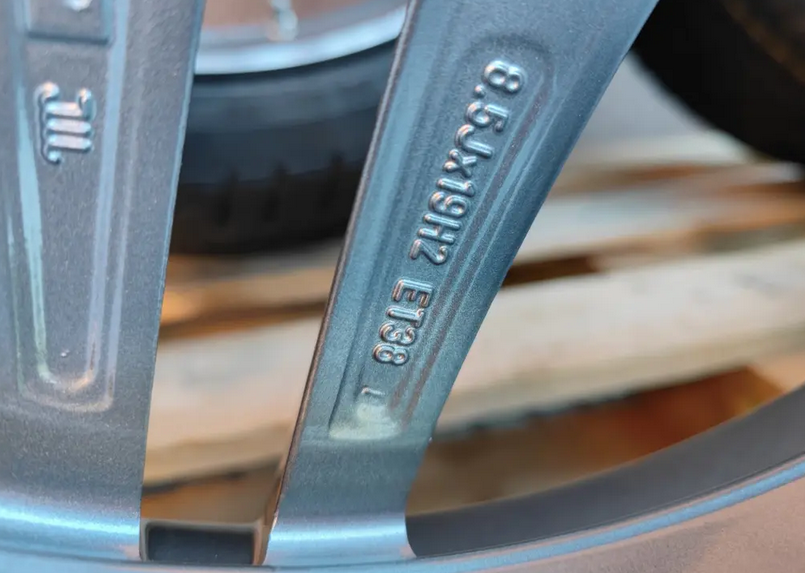 Alu kola 5x112 R19 originál Mercedes C-klasse AMG - 10