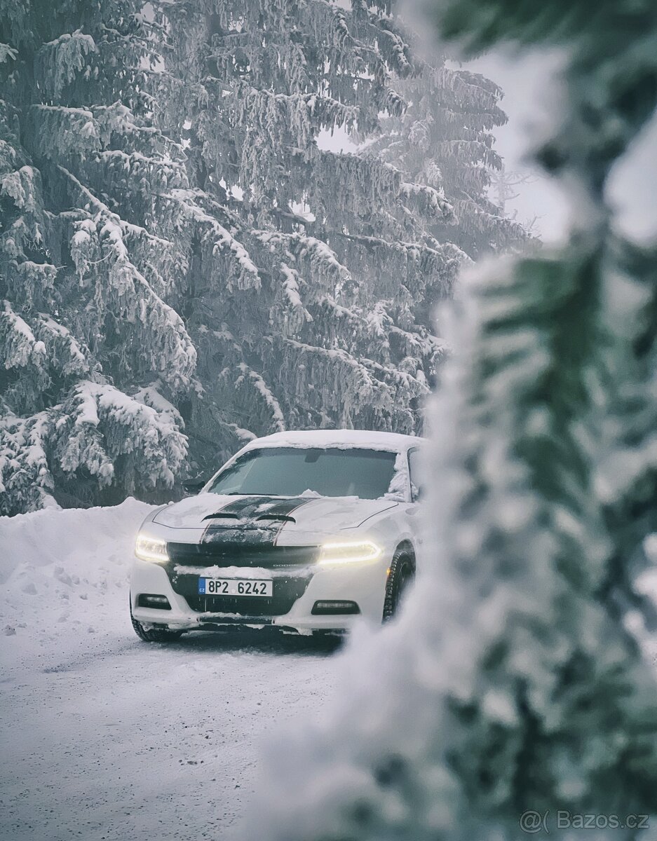 Dodge Charger 3.6 AWD 2016 / 240kW + pedal commander - 10