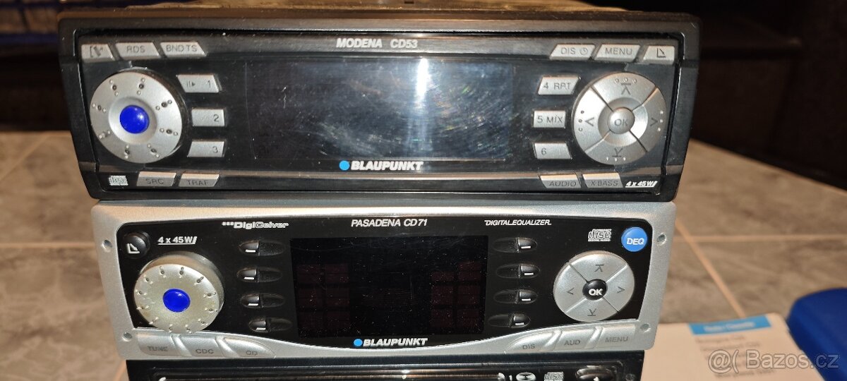 Autorádia Blaupunkt - 10