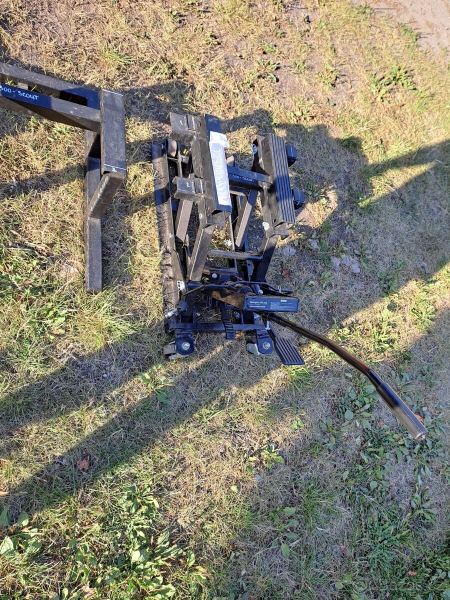 Indian Scout Bobber Icon - 10