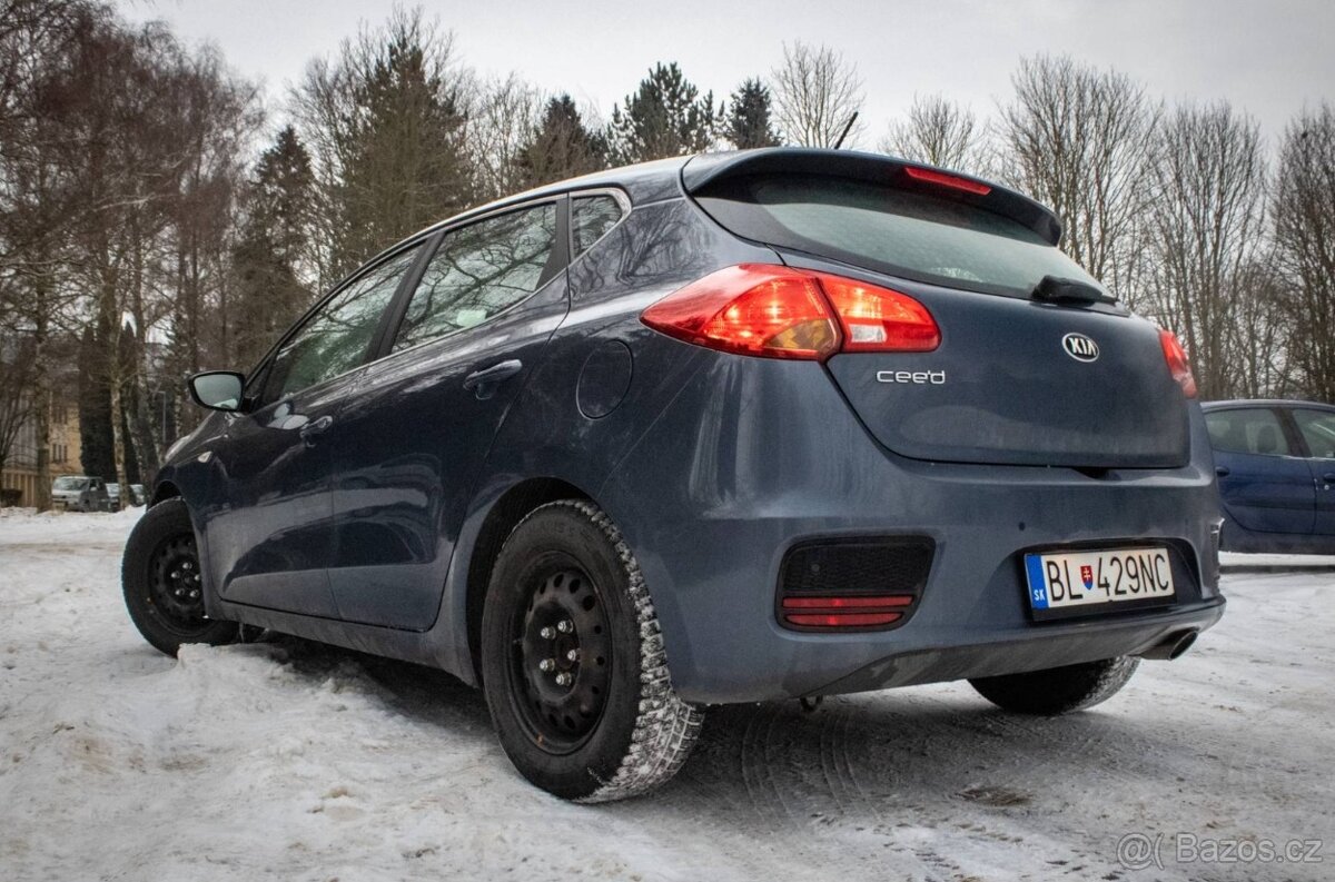 Kia Ceed 1.4 CVVT 73,6kW, M6, 5d. - 10