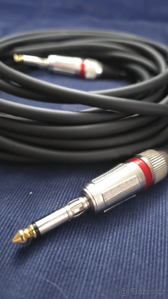 Barcus-Berry 1330 předzesilovač - 10