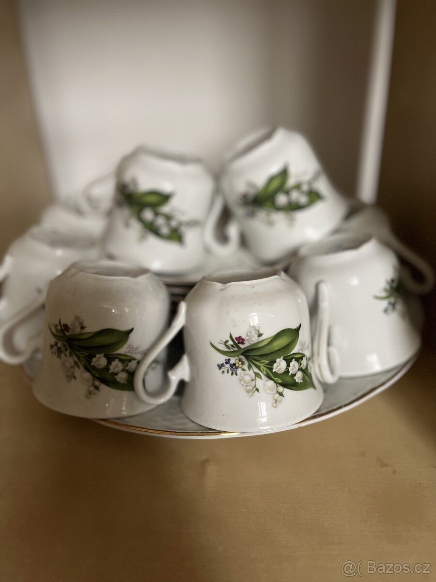 porcelan , brousene sklo, misa - 10