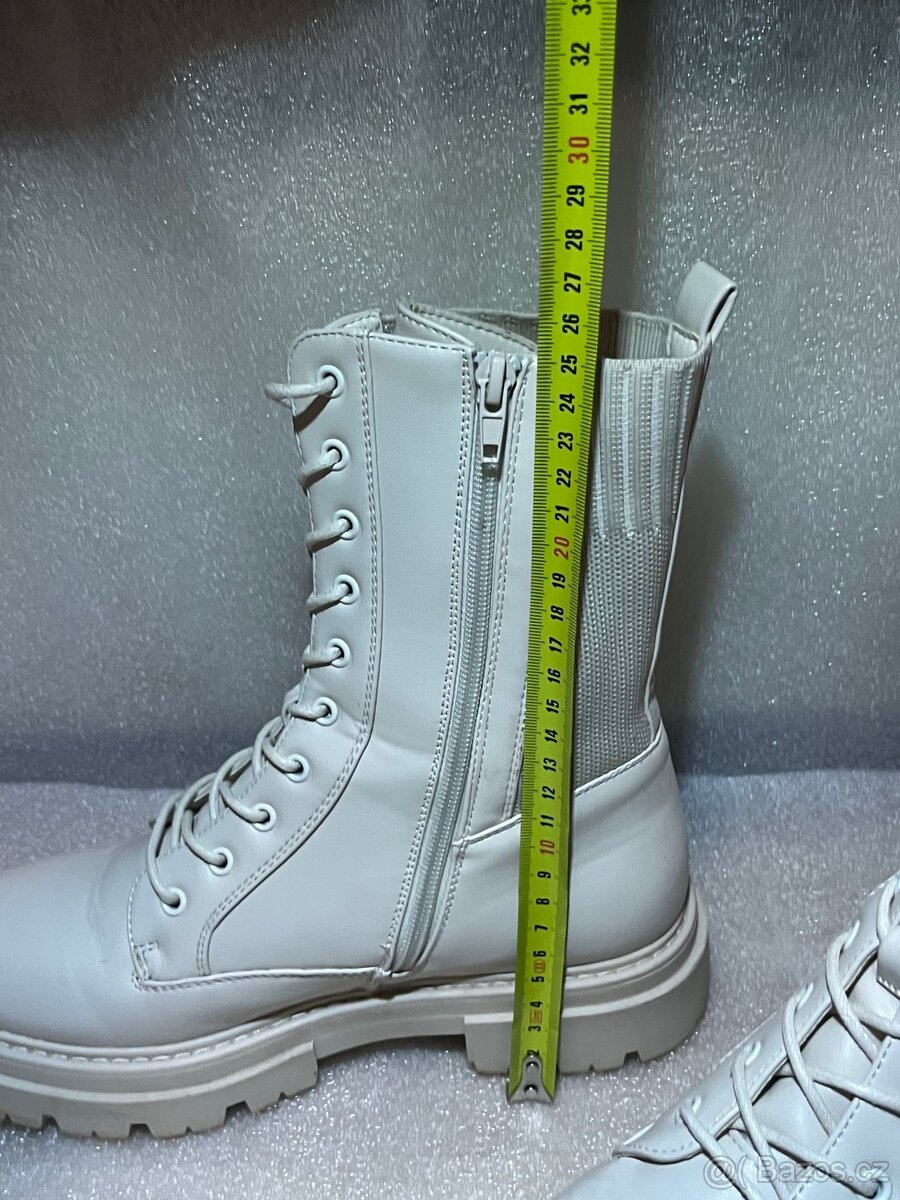 Šněrovací kotníkové boty - 10