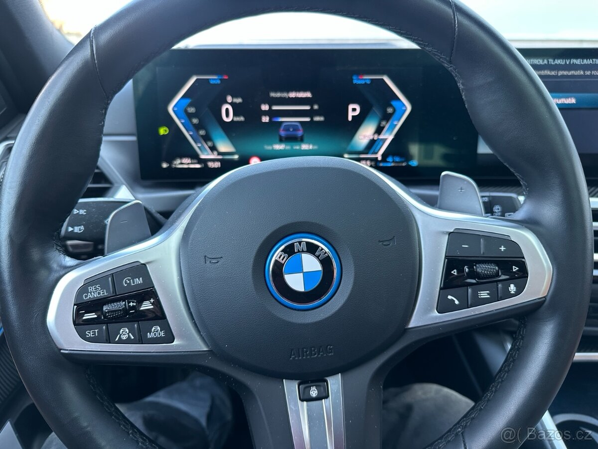 BMW G21 330e xDrive 20tkm - 10