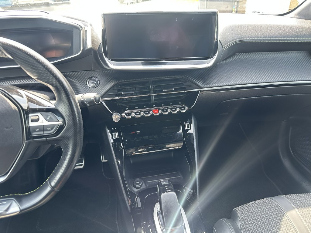 Peugeot 208 electric drive 100kW e GT Line - 10