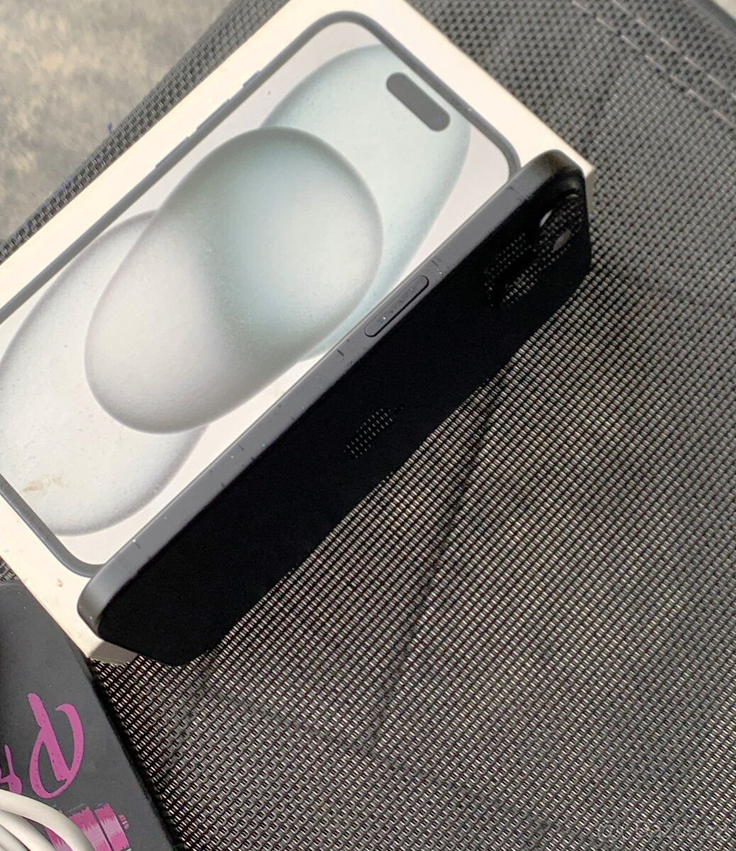 Apple Iphone 15 - 128GB - BLACK - UŽASNÝ IPHONE - 10