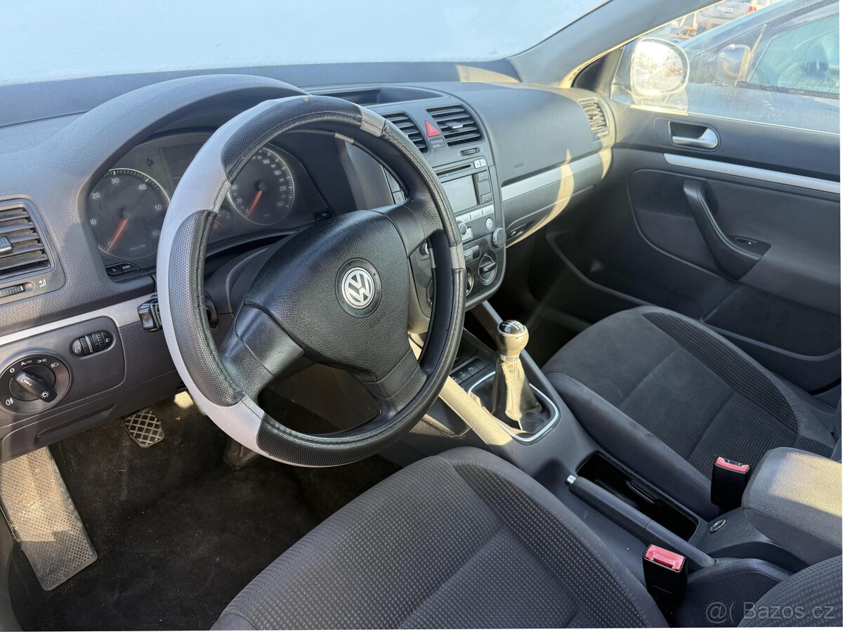 VW Jetta 2.0tdi 100kW •Najeto 261TKM•PůvodČR• - 10