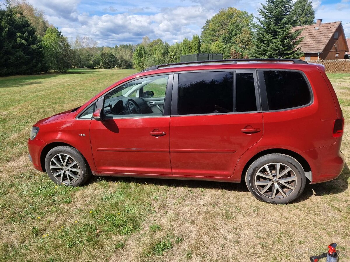 VW Touran 2.0 TDI - automat - 10