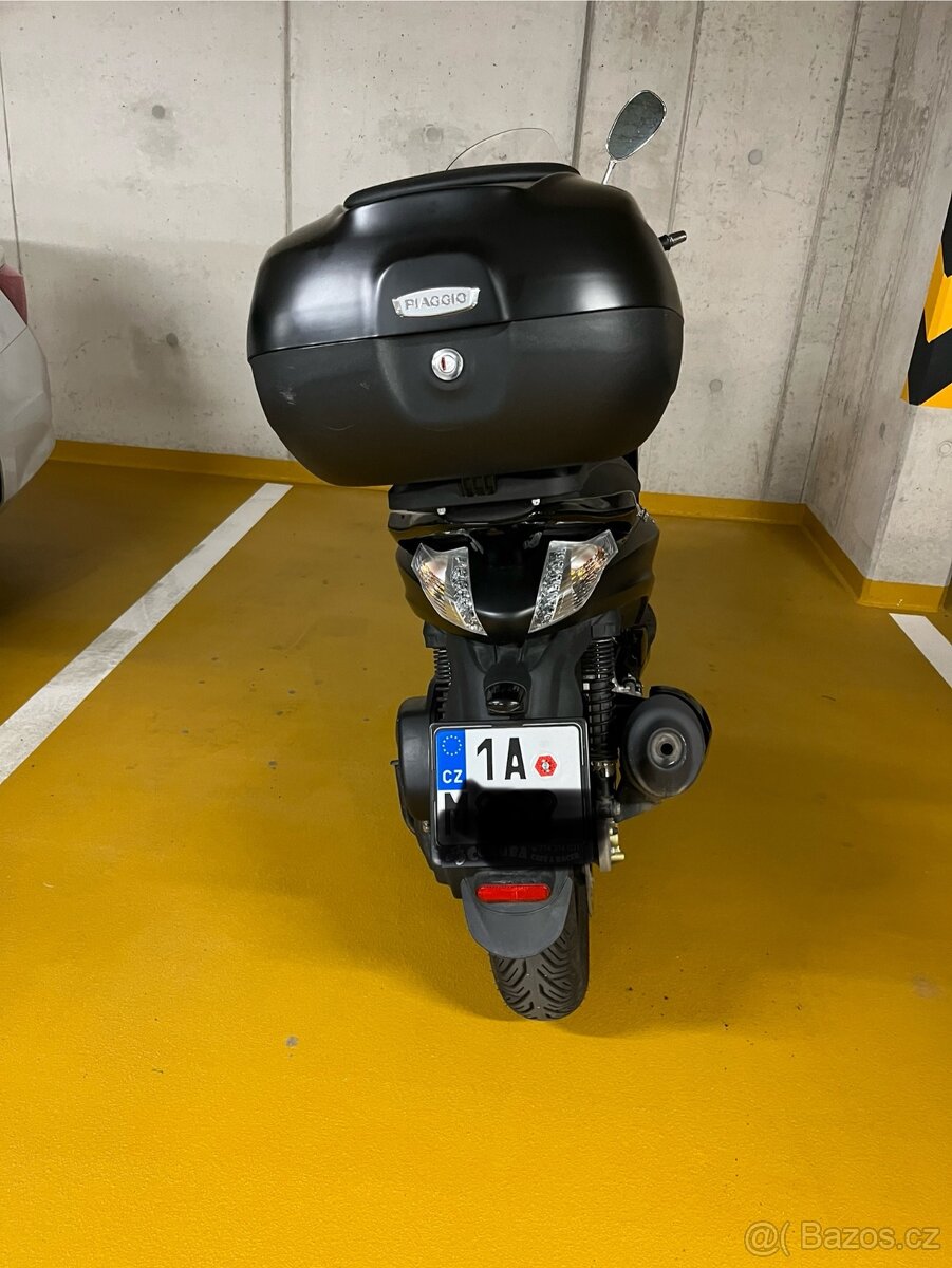 Piaggio Beverly 300 - 10