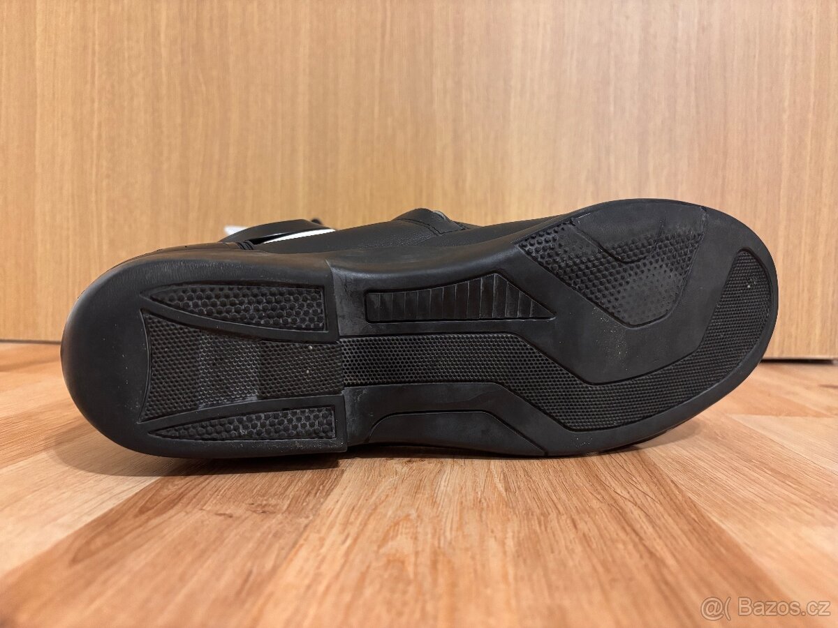 Forma Freccia 46 - 10