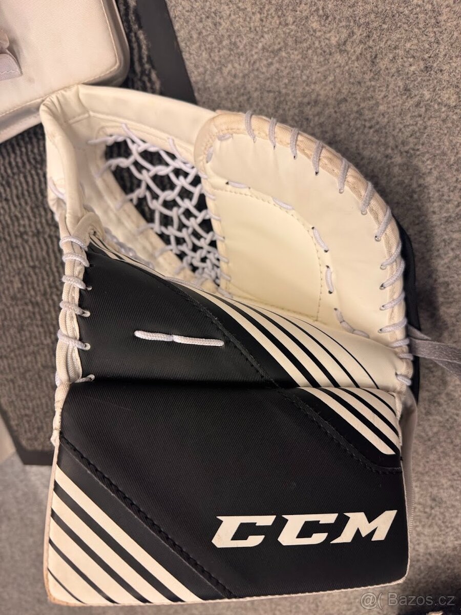 DĚTSKÝ SET BETONY, LAPAČKA, VYRÁŽEČKA CCM YFLEX II - 10