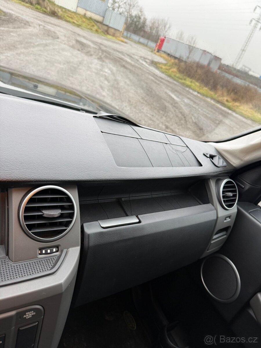 Land Rover Discovery 3, 4.4 V8 benzín - 10