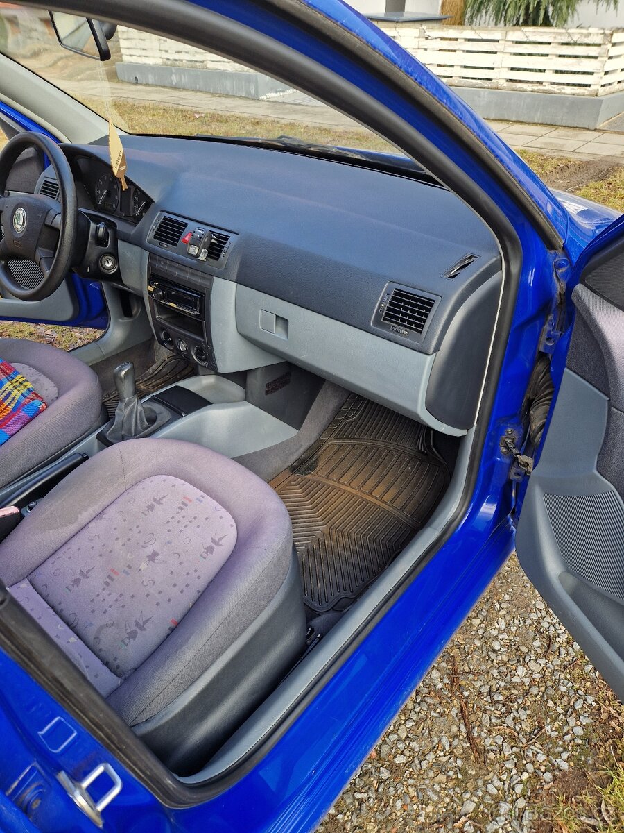 Škoda fabia 1.2Mpi top stav, nová stk - 10