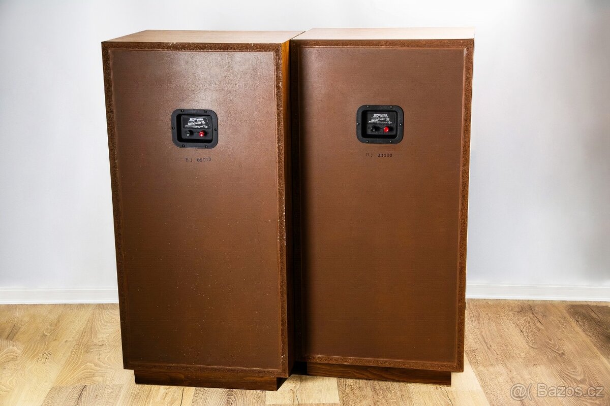 PIONEER HMP-1100 / nejvyšší model v daném období, 32kg - 10